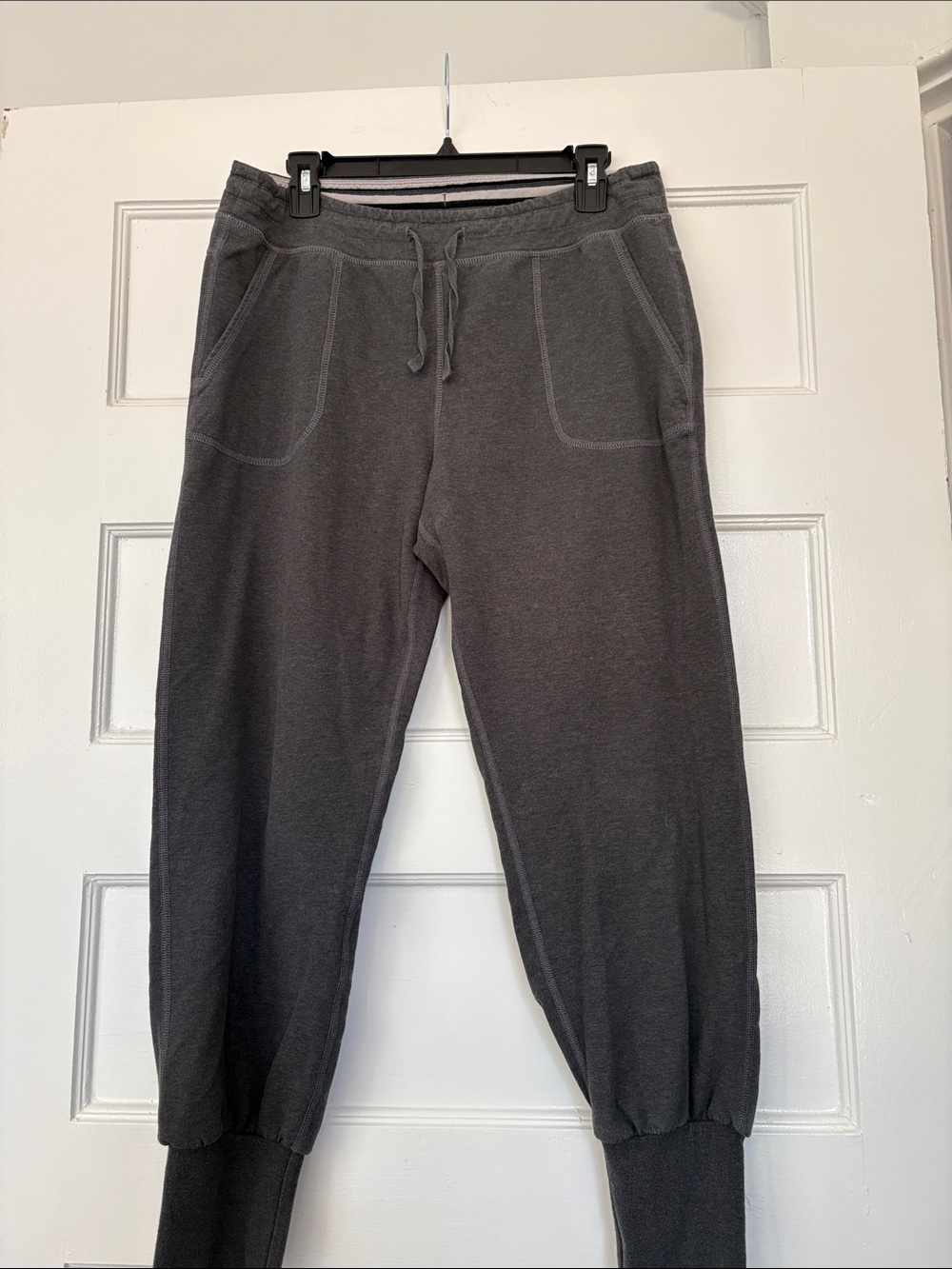 Patagonia Dark Gray Women's Jogger Pants-Medium